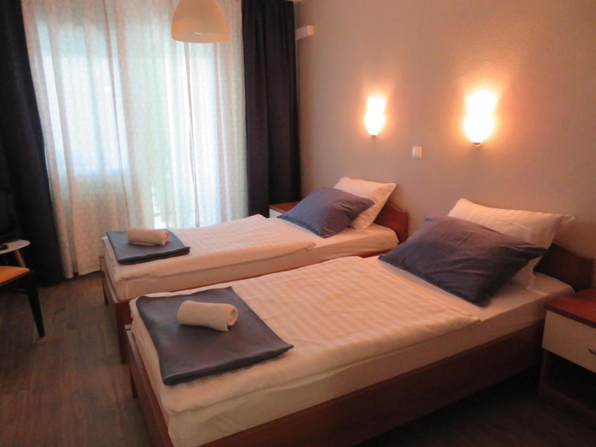 Guesthouse Ob Sotocju Budic Brezice Exterior photo